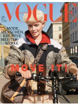 Vogue 10/2020 "Move it!"