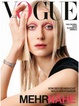 Vogue 11/2022 "Mehr Nähe"